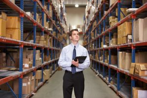 TRAINING MATERIAL HANDLING IN WAREHOUSE MANAGEMENT