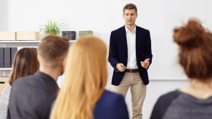 TRAINING ONLINE PUBLIC SPEAKING DAN PRESENTATION SKILLS